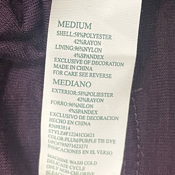 Woman’s medium shear tank top - Picture 2 of 3